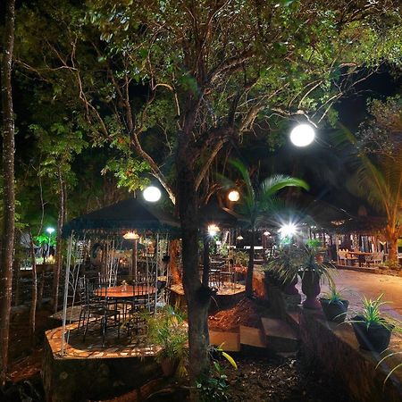 Villa Khadine Grand Vista Resort Coron Kültér fotó