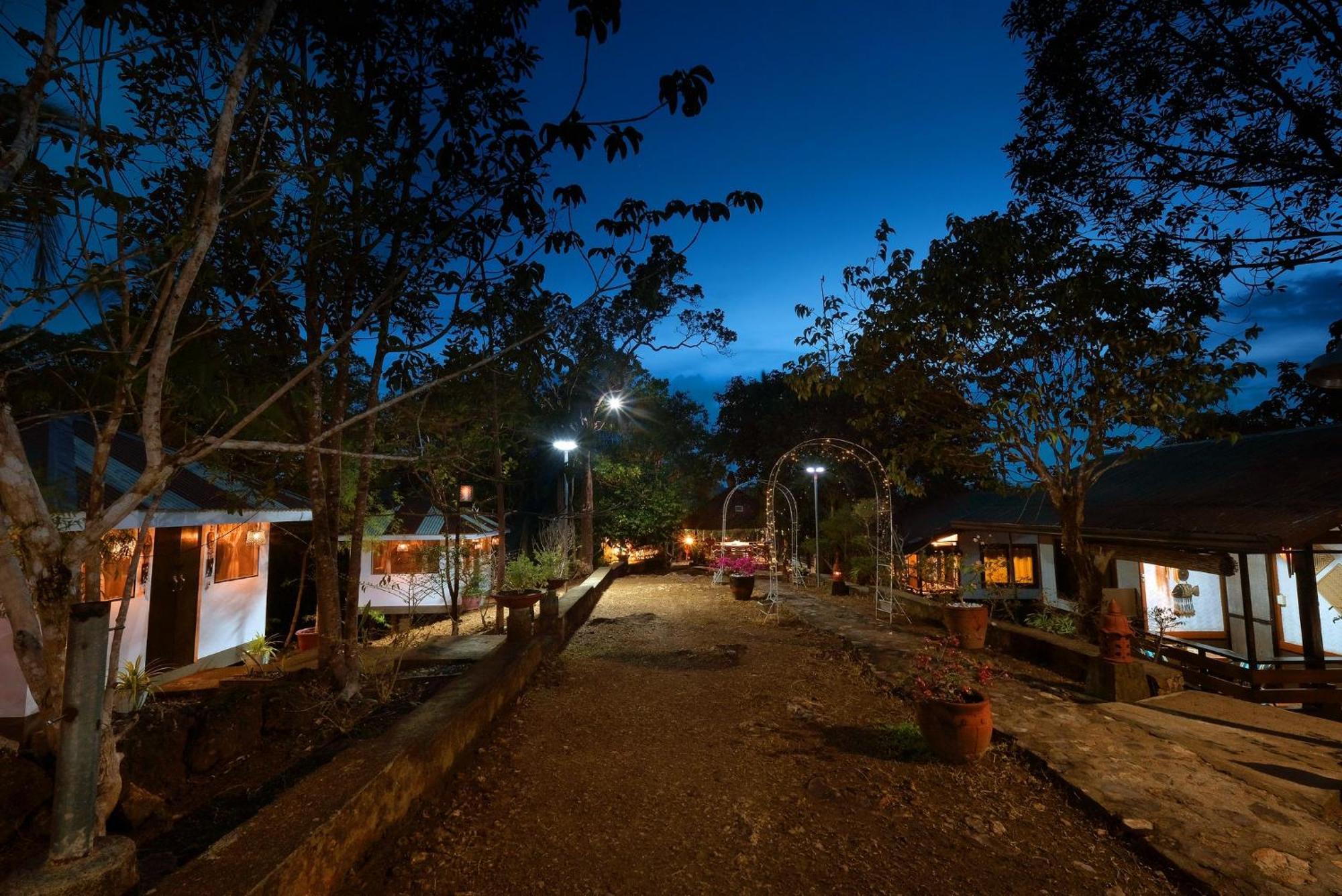 Villa Khadine Grand Vista Resort Coron Kültér fotó
